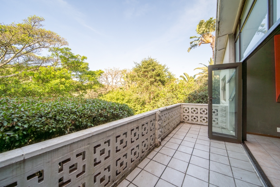 4 Bedroom Property for Sale in Bonza Bay Eastern Cape